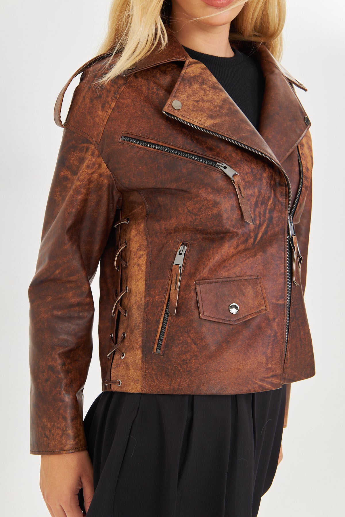 Kadın Eskitme Deri Ceket