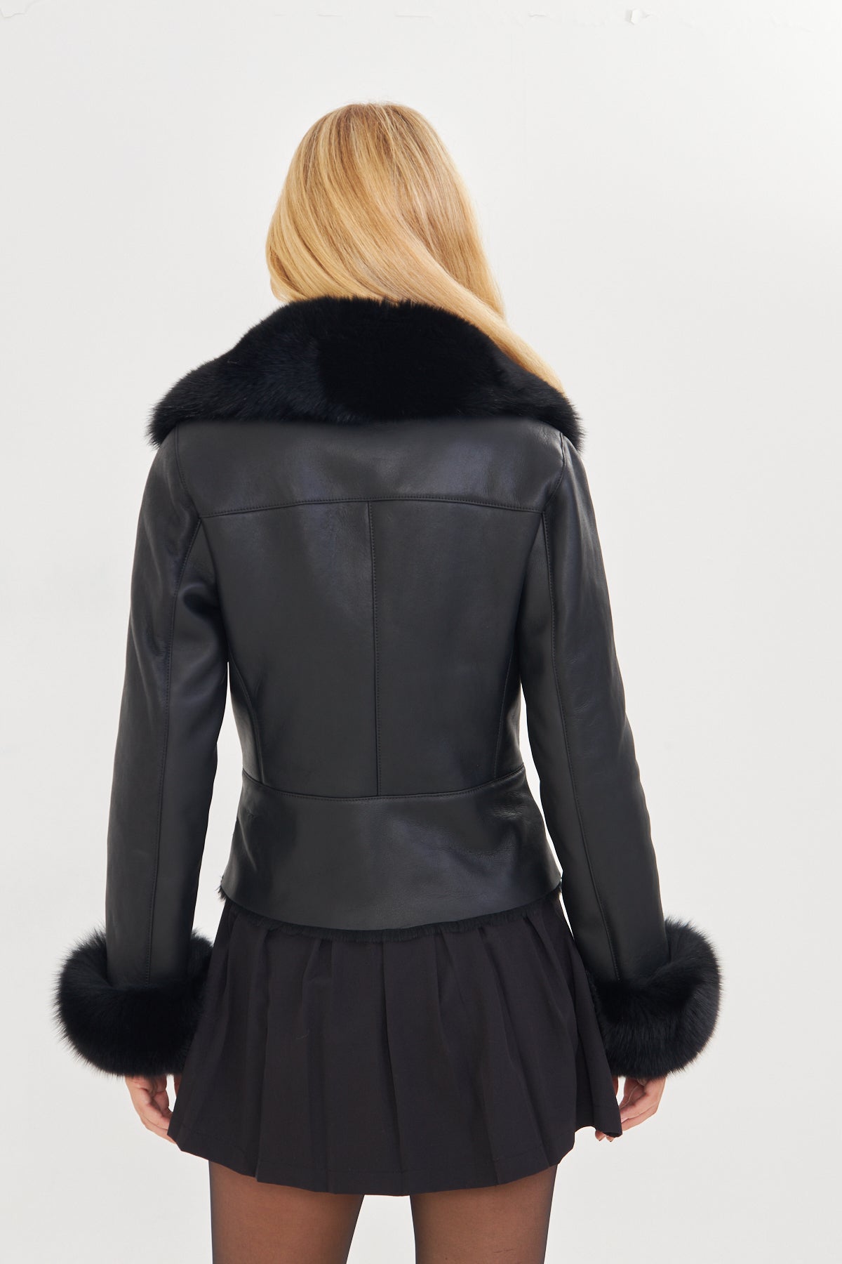 Kadın Tilki Aksesuarlı Kürk Manto