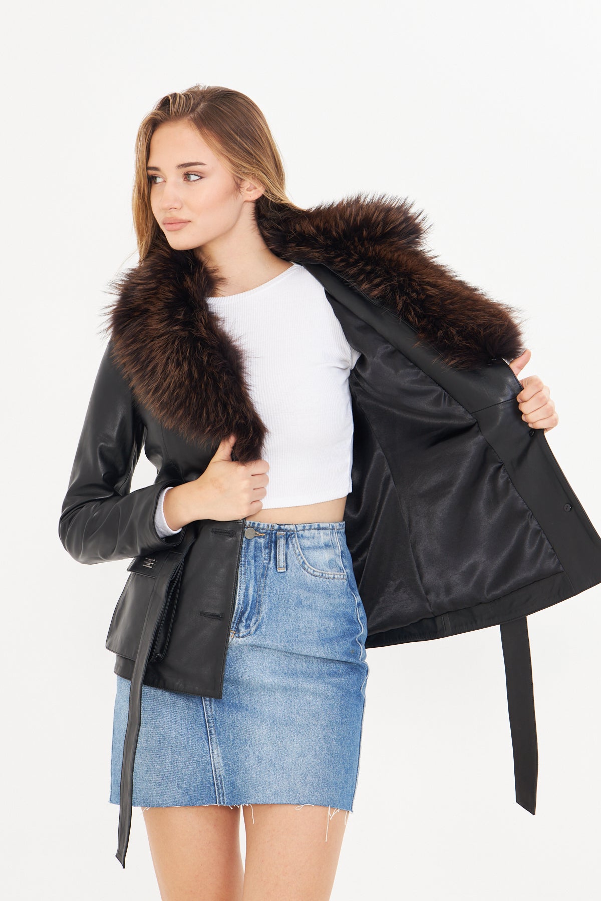 Kadın Tilki Yakalı Deri Ceket