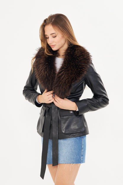 Kadın Tilki Yakalı Deri Ceket