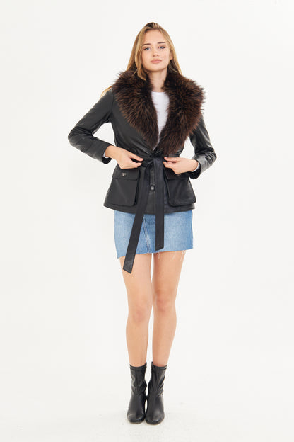 Kadın Tilki Yakalı Deri Ceket