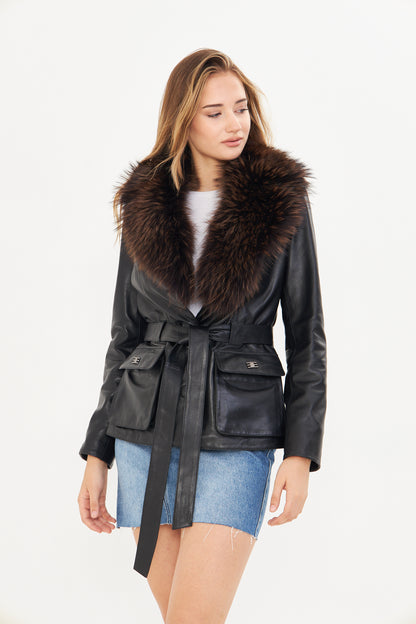 Kadın Tilki Yakalı Deri Ceket