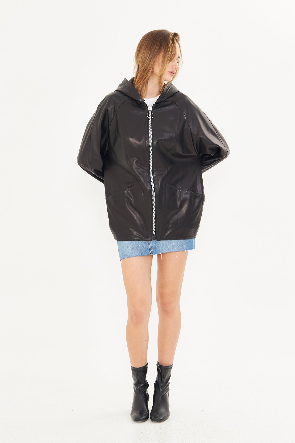 Kadın Kapüşonlu Deri Ceket