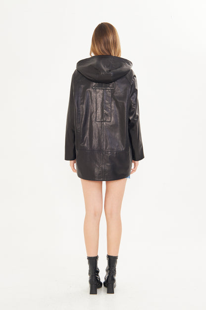 Kadın Kapüşonlu Deri Ceket