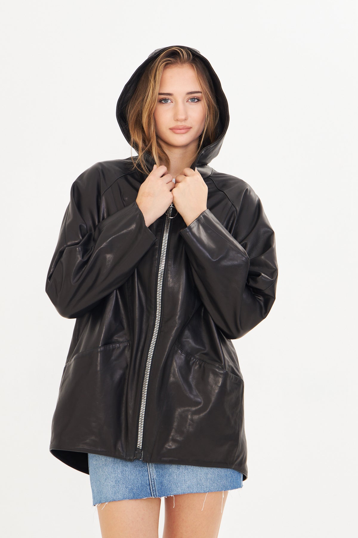 Kadın Kapüşonlu Deri Ceket